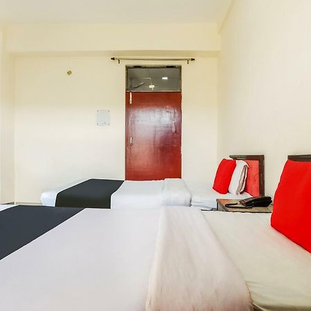Capital O 60233 Brij Ki Rasoi Deluxe Hotel Lucknow Ngoại thất bức ảnh